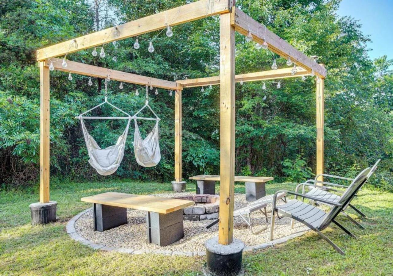 Fabulous Pet-Friendly, Family Cabin With Outdoor Kitchen, Hot Tub, Sauna, Fireplace, Theater Room, Arcade, Pool Table, And Fire Pit Within Minuties Of Dollywood Sevierville Eksteriør billede