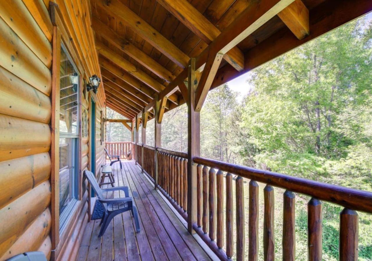 Fabulous Pet-Friendly, Family Cabin With Outdoor Kitchen, Hot Tub, Sauna, Fireplace, Theater Room, Arcade, Pool Table, And Fire Pit Within Minuties Of Dollywood Sevierville Eksteriør billede
